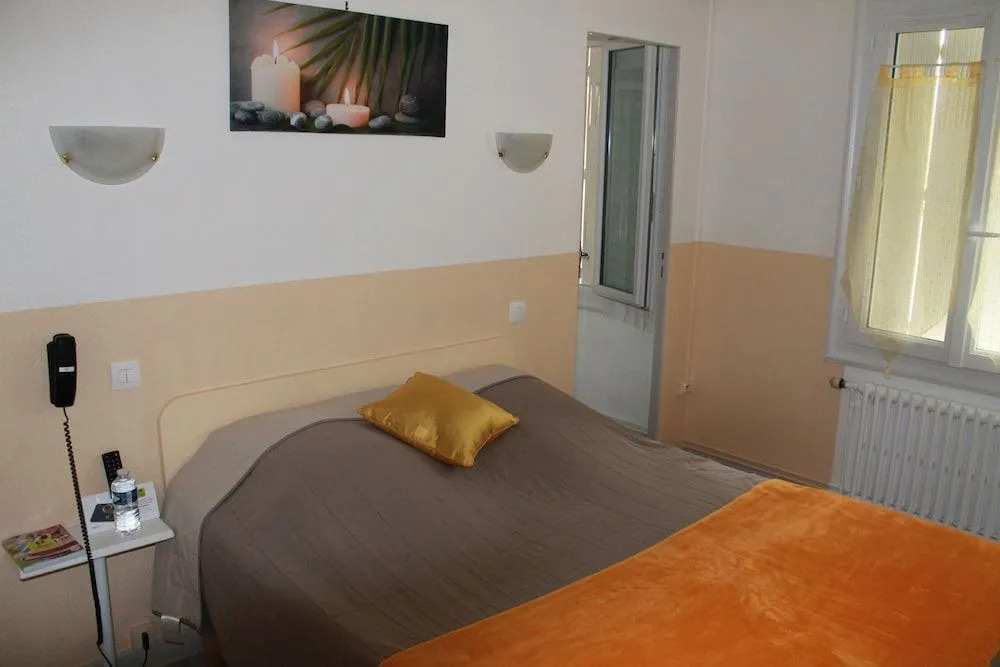 Logis Hôtel Beauséjour
