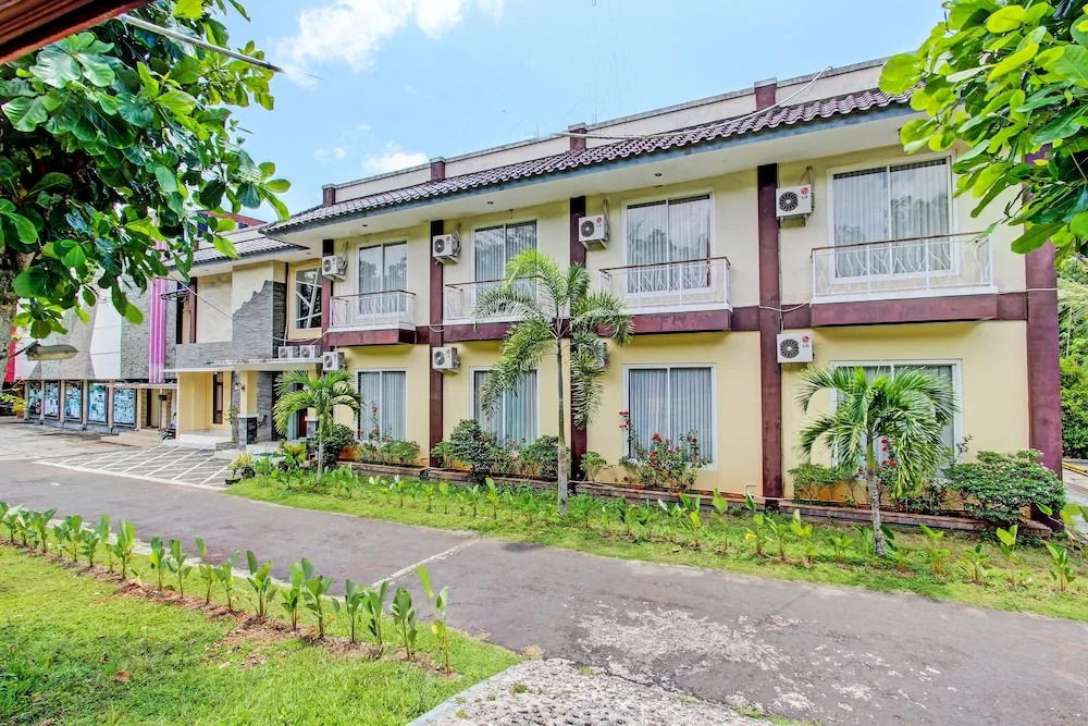 Collection O 92254 Hotel By Orchid