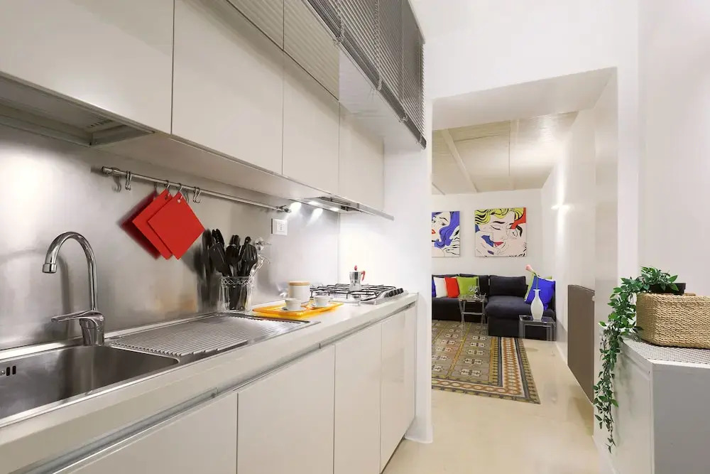 Monserrato Design Apartment in Navona