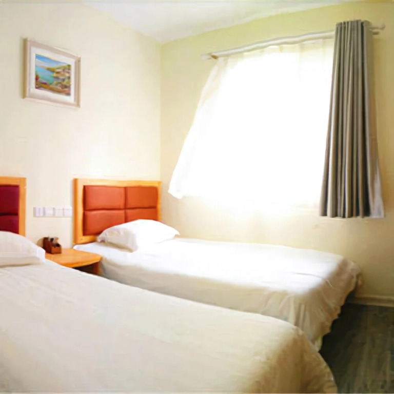 Starway Hotel Qingdao Middle Xianggang Road