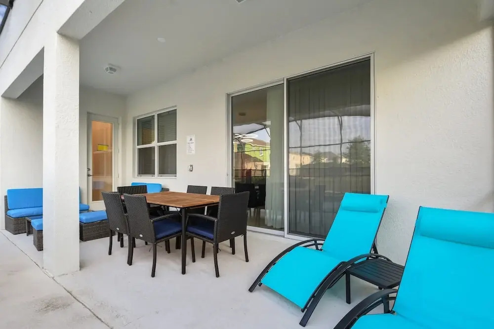 Lakeview Spacious 12br Themed Home Game/Pool/Spa