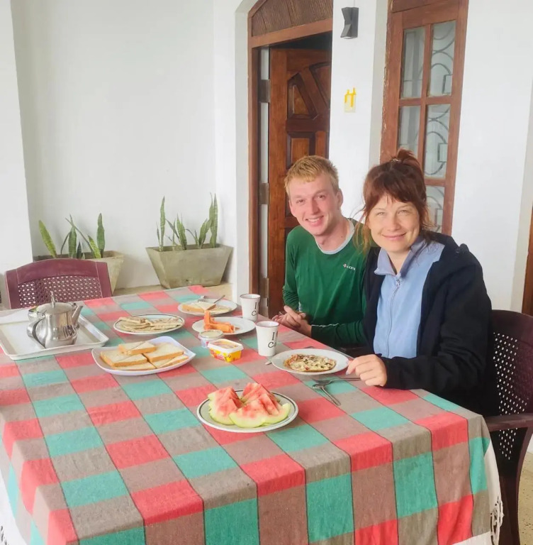Farah Guest Inn