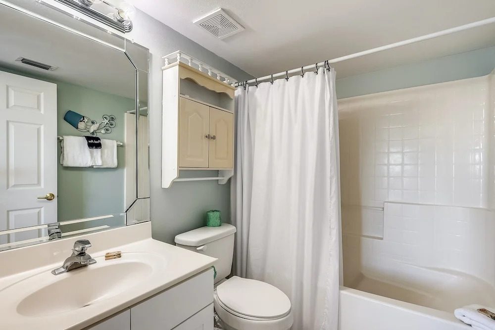Seacrest 610 Is A 2 Br Gulfside On Okaloosa Island 2 Bedroom Condo by RedAwning