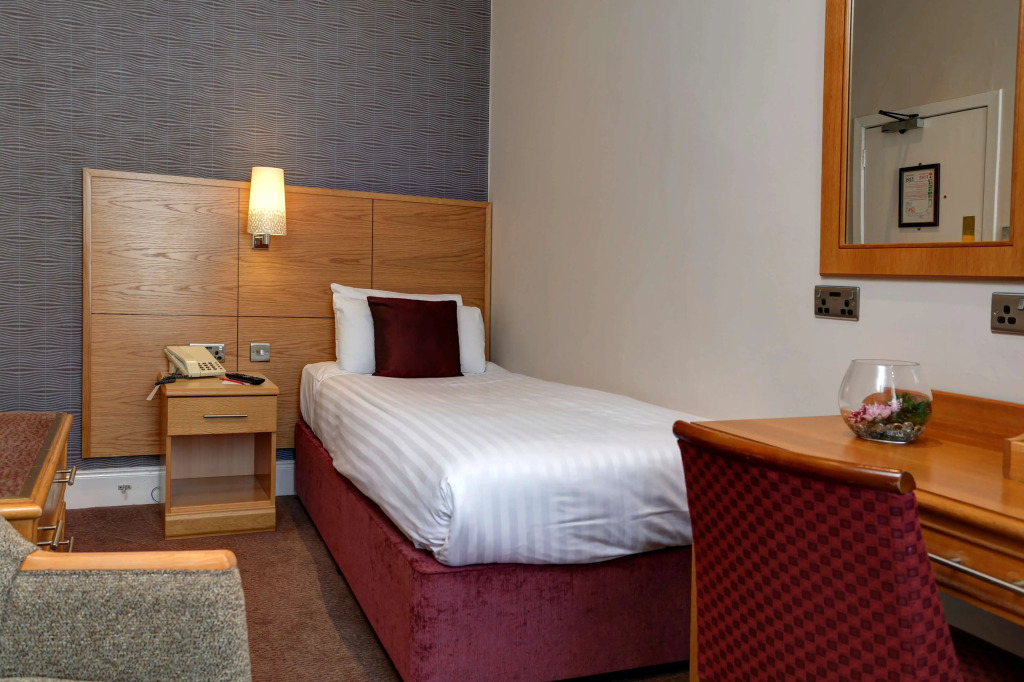 Best Western Kings Manor