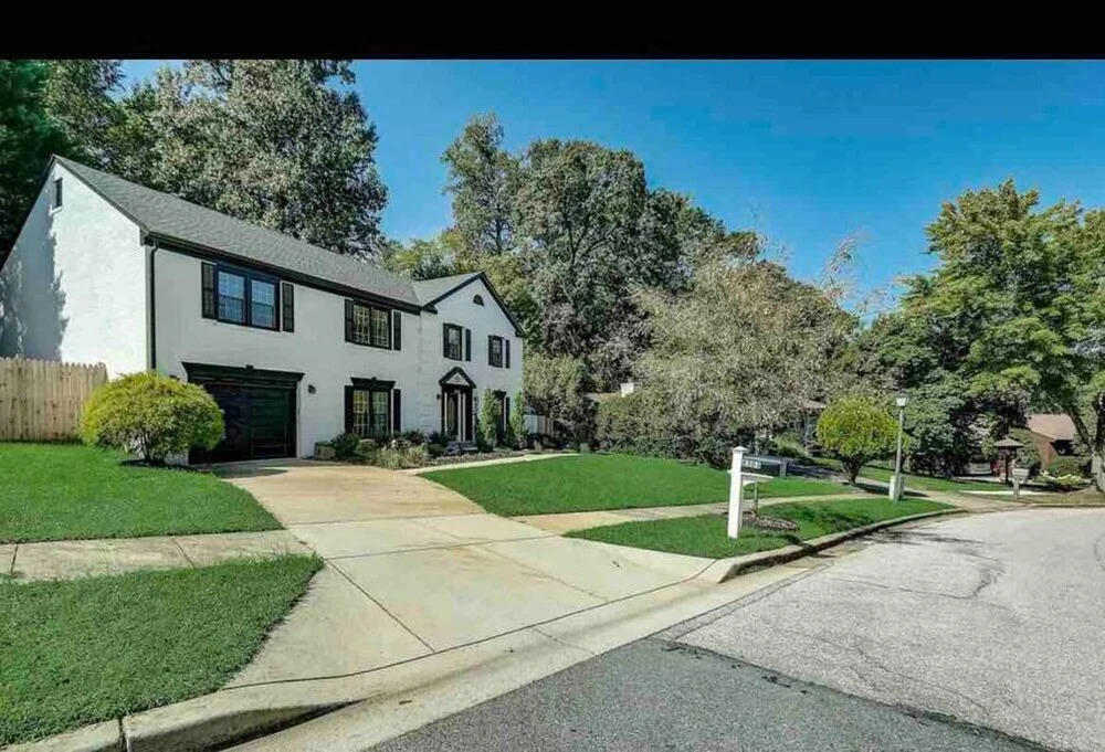 3BR Modern Home w Pool Sunroom National Harbor, Fort Washington