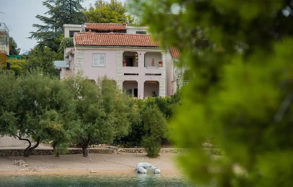 Stunning Apartment in Grebastica With Wifi and 2 Bedrooms