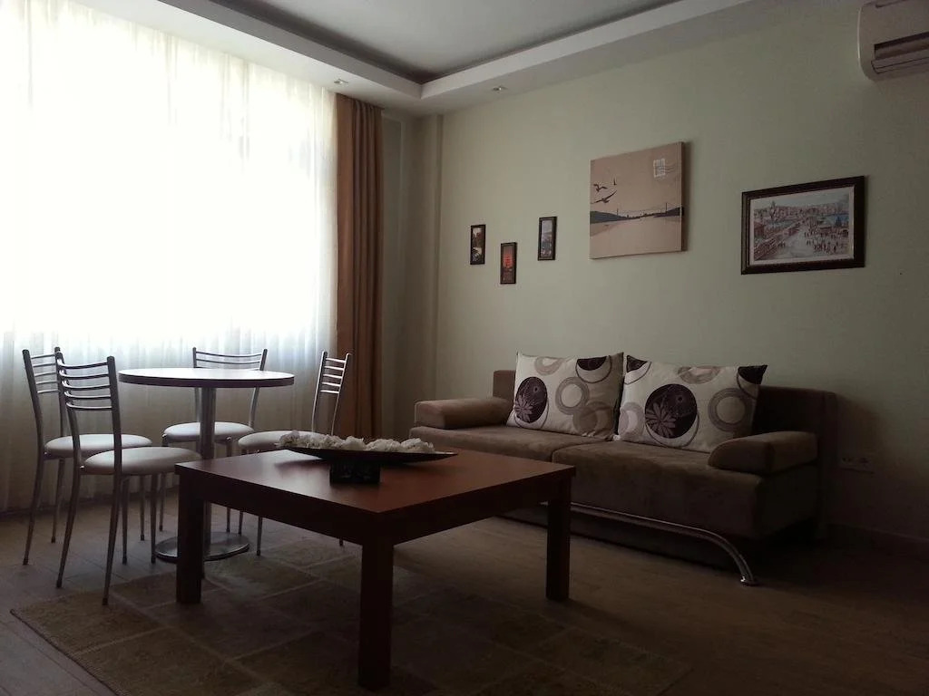 Honey House Apartment