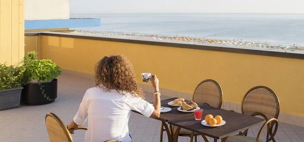 Hotel Mignon Riccione Fronte Mare