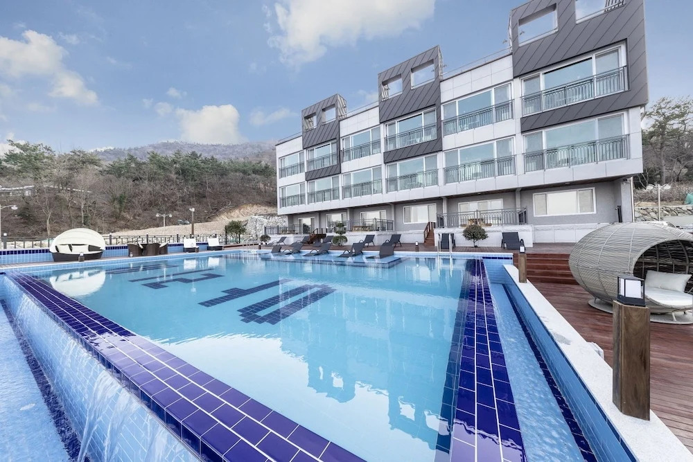 Aria Pension Resort