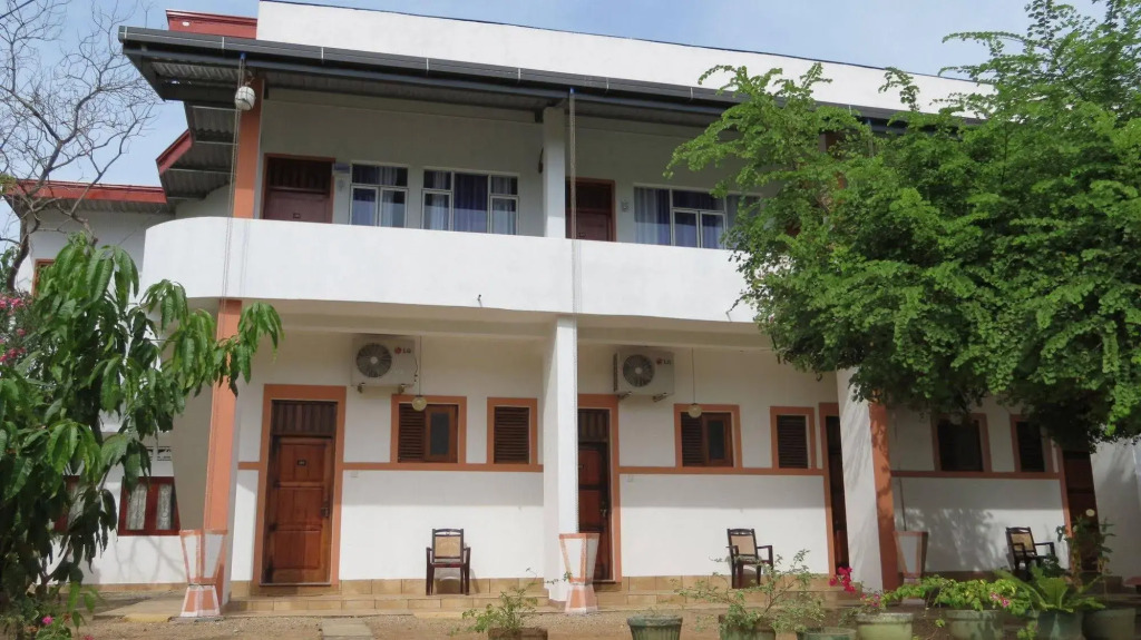 Dinaka Rest