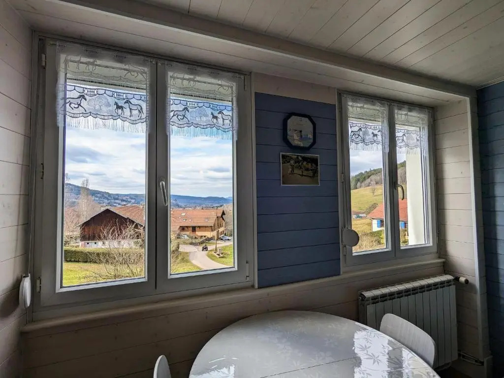 Gîte spacieux en ancienne ferme rénovée, idéal pour familles et amis - proche randos et sites touristiques - FR-1-589-6