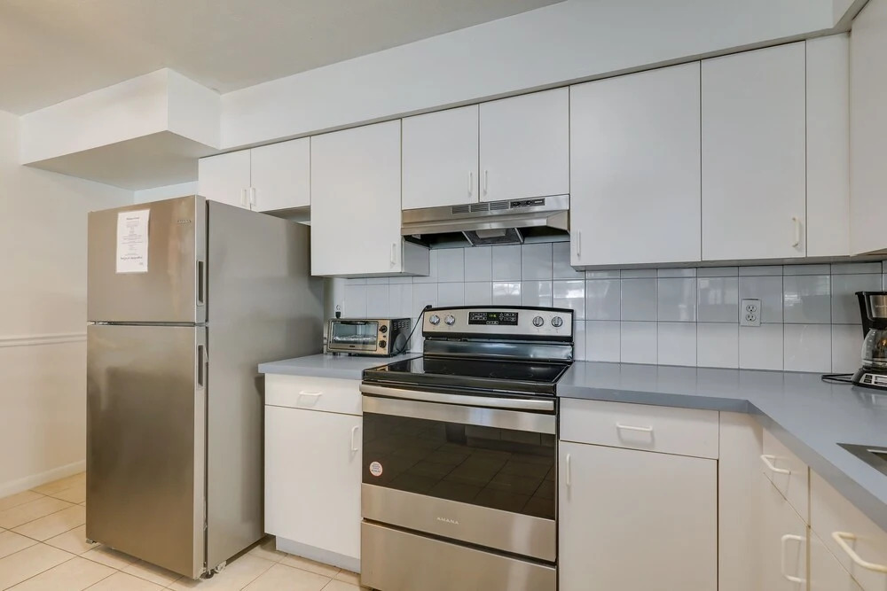 Walk to the Ocean: Indian Rocks Beach Condo