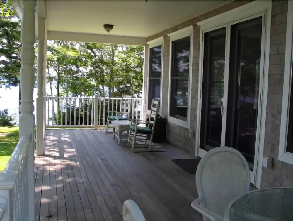 Edgewater Estate - Five Bedroom Home