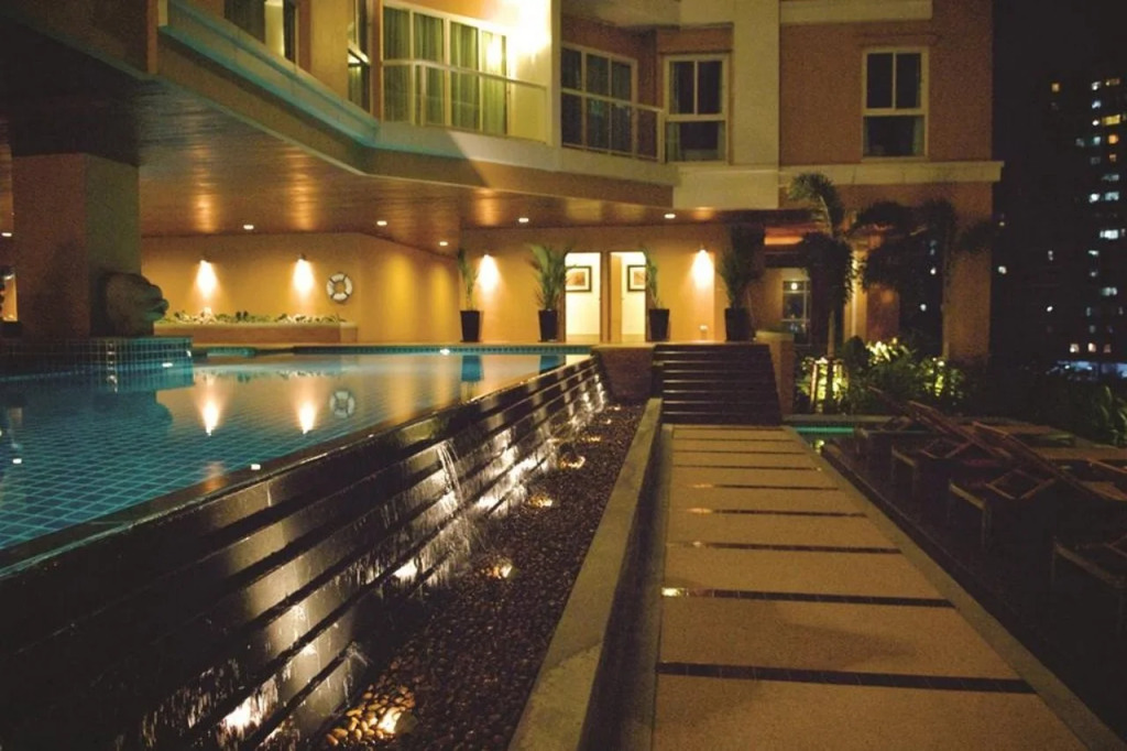 The Narathiwas Hotel & Residence Sathorn Bangkok