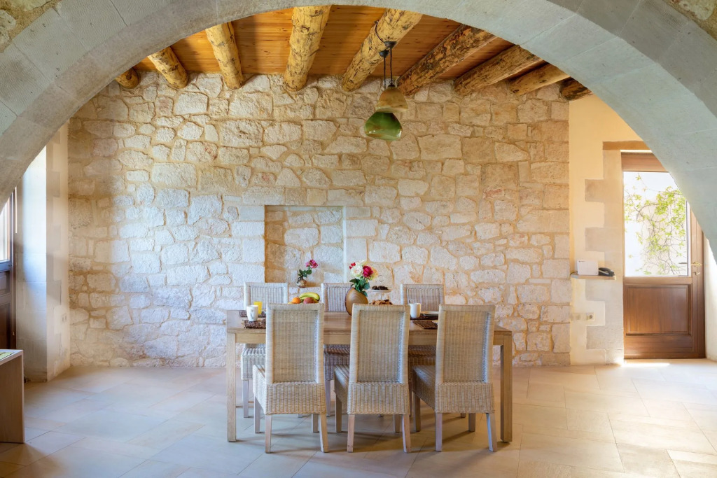 Olga's Filoxenia - Villa Aladanos-private pool and heated jacuzzi