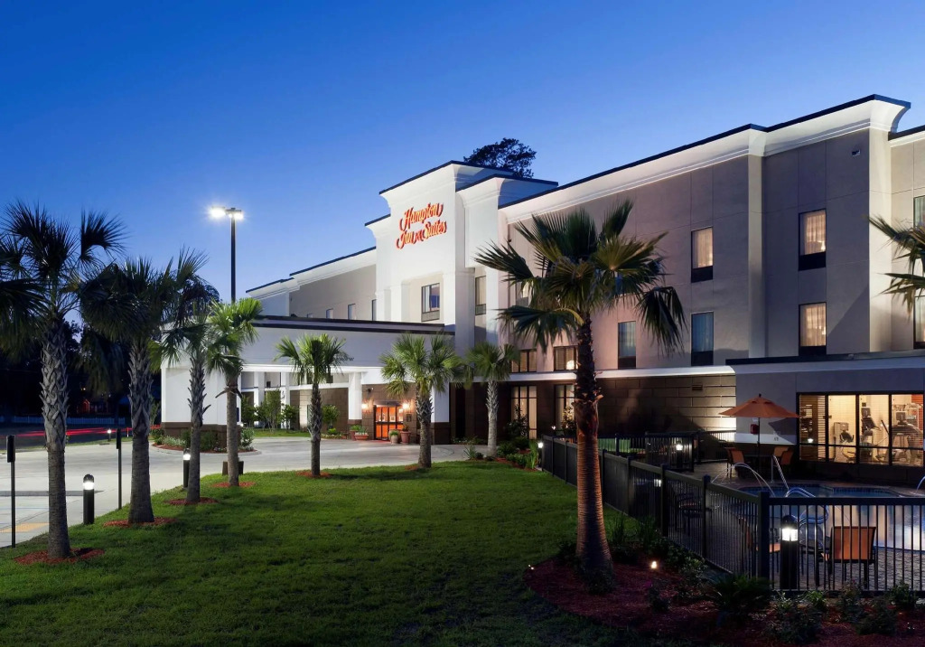 Hampton Inn and Suites Marksville