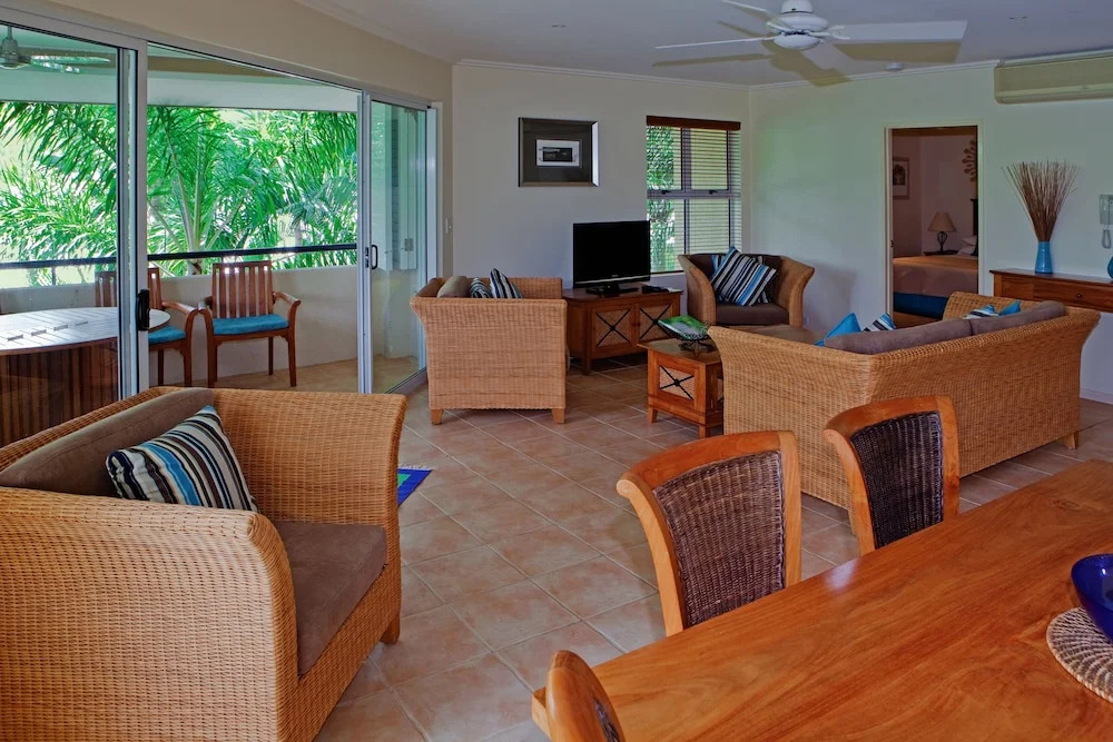 Cayman Villas Port Douglas