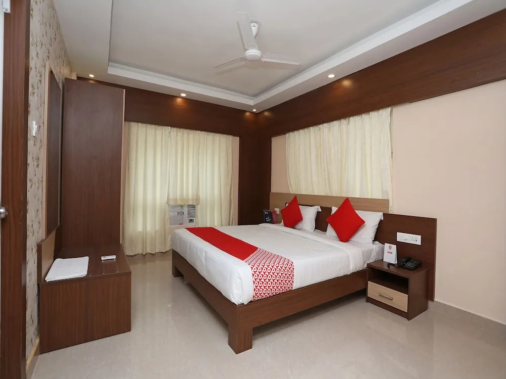 OYO 17418 Hotel Pipul