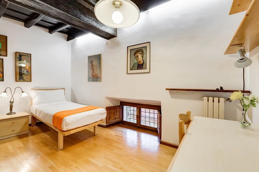 Large and Comfortable 6 Guests Flat in Trastevere