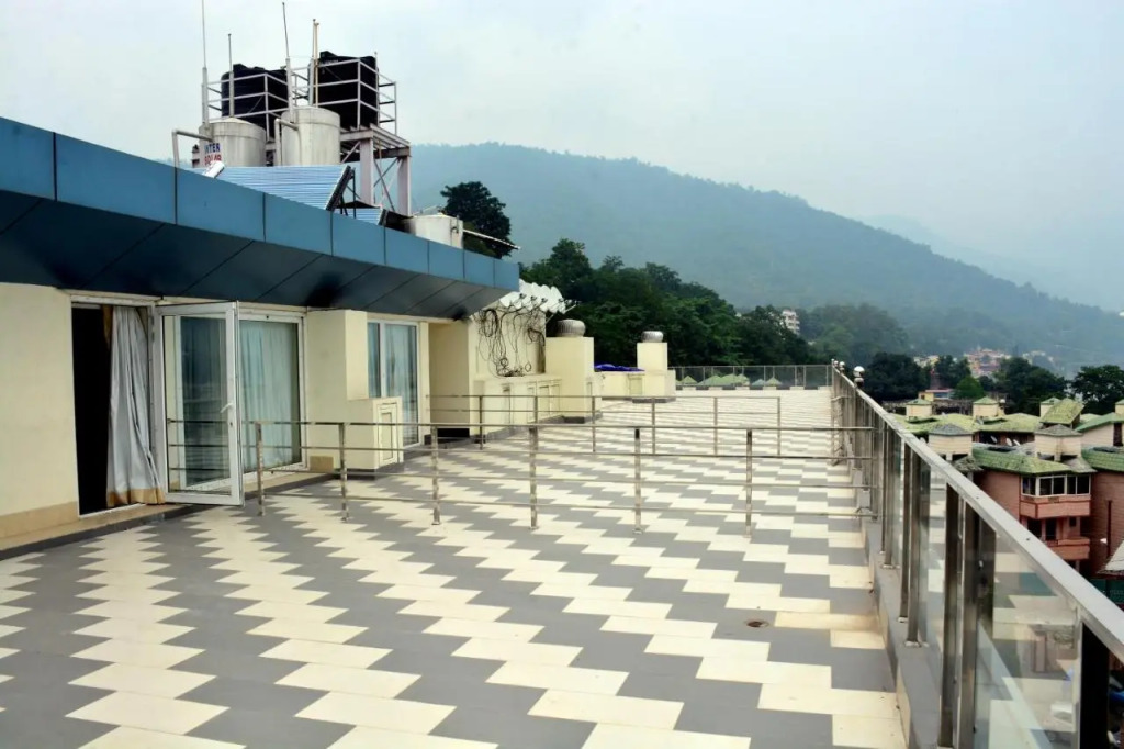 Hotel Vasundhara Palace