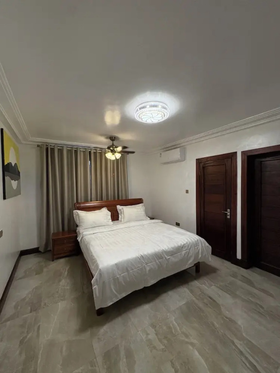 Ridgeway Apartments