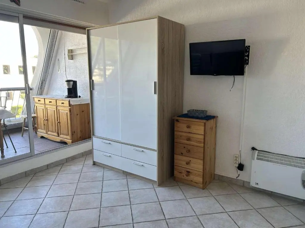 Appartement Port Camargue, 1 pièce, 4 personnes - FR-1-250-151