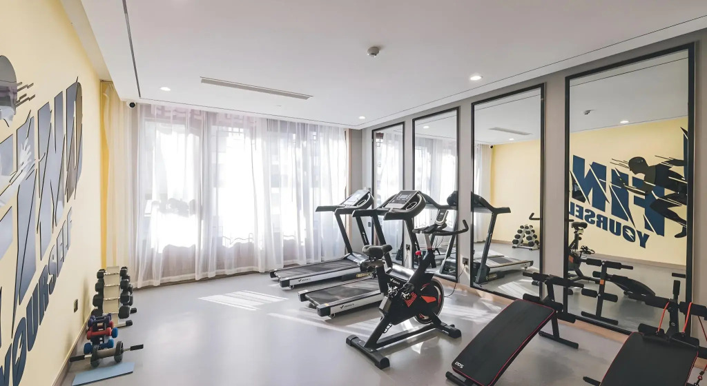Atour Hotel Haining Leather City South Gate
