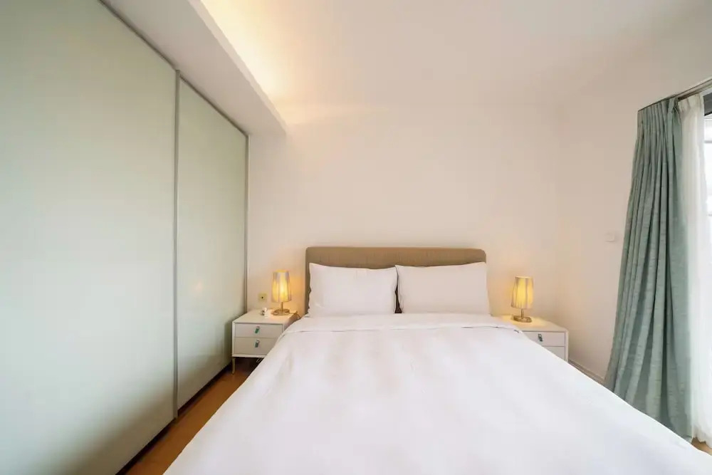 Tyms 3BR 2BA Apt near Xujiahui Metro