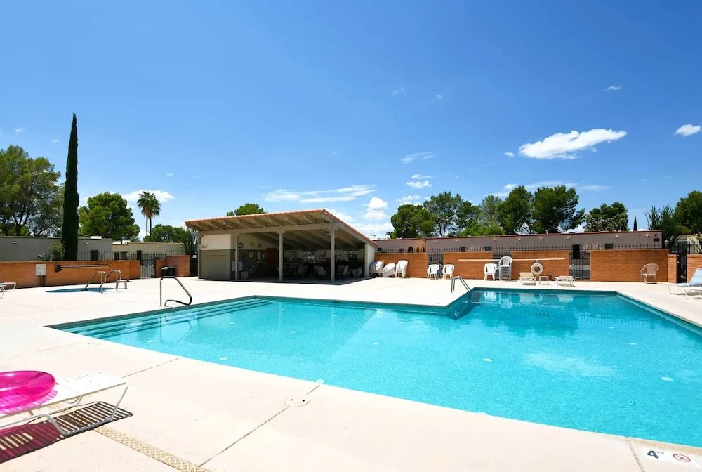 Green Valley Townhome w/ Resort Amenities!