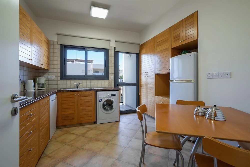 Sunny Apartments