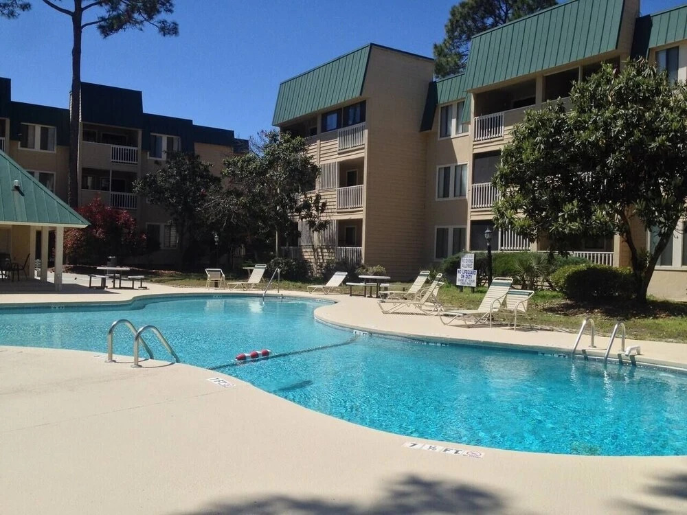 Coastal Fun In The Sun 2 Bedroom Condo