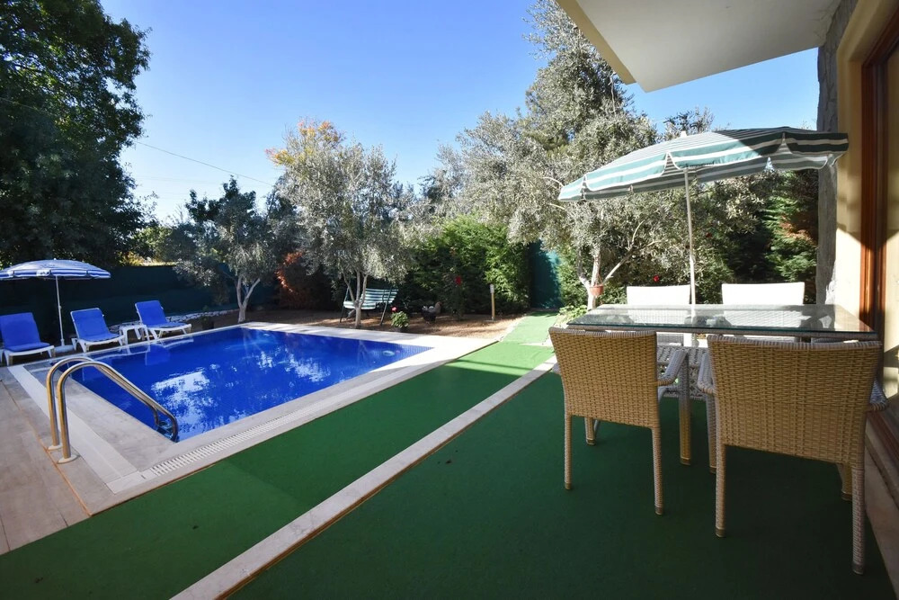 Villa Hakan by Helaltatilvillari