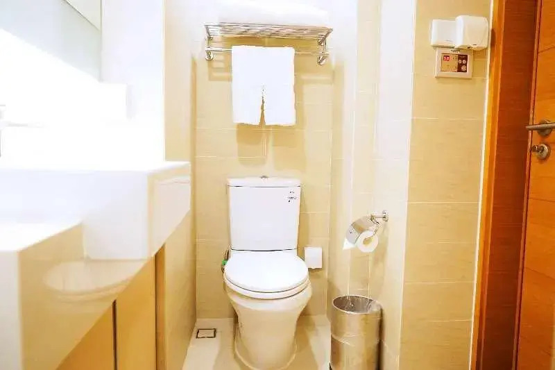 Apartment Apartment (Xietu Road, Zhongshan Hospital, Shanghai)