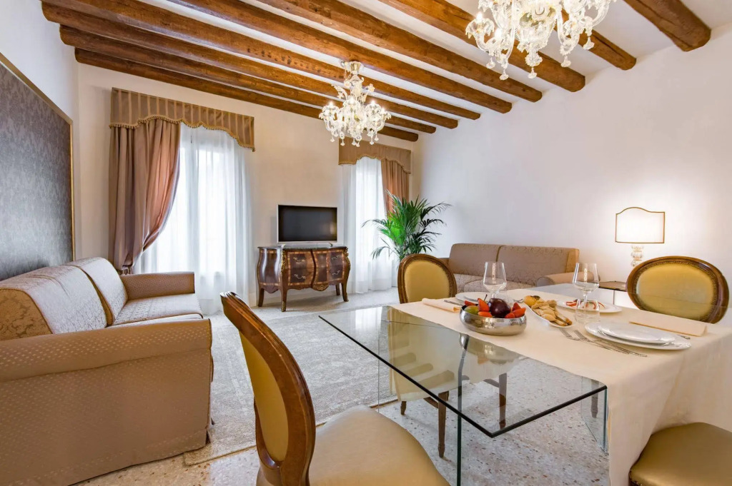 San Teodoro Palace - Luxury Apartments