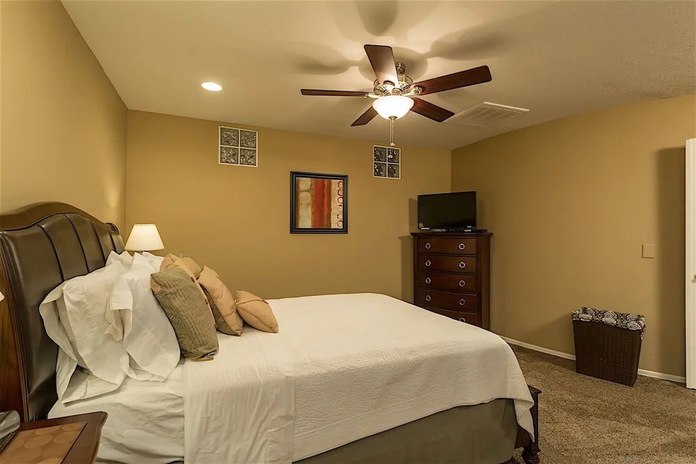 Litchfield Manor BR by Casago