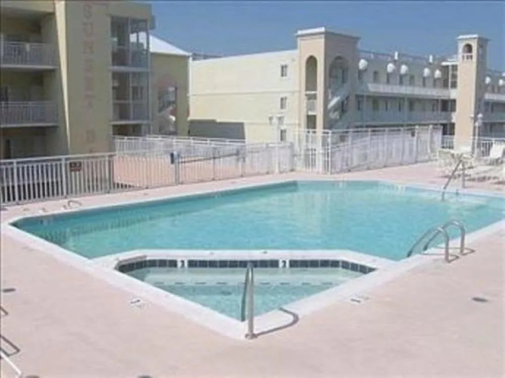 Sunset Bay II 512 - 2 Br Condo