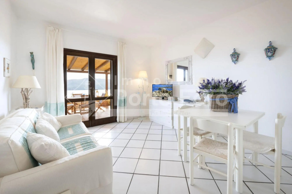 Apartment 16 C- FOUR ROOM APARTMENT WITH SEAVIEW TERRACE IN PORTO MANNU-16C PORTO MANNU