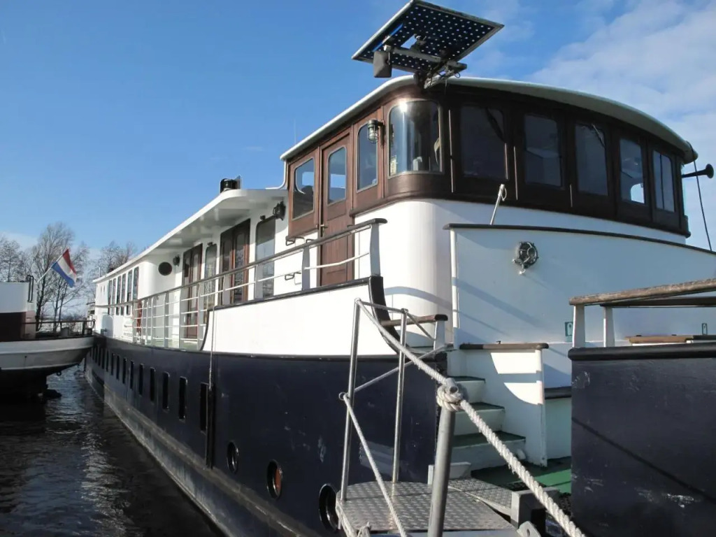 Botel Van Aemstel