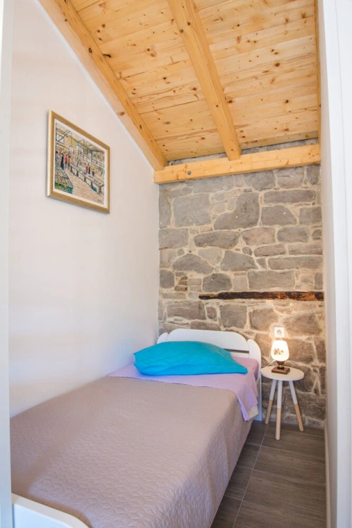 Charming 5-bed House in Split