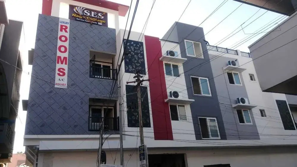 Hotel SES Naga Inn