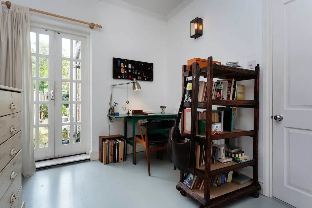 Veeve - Modern Cottage