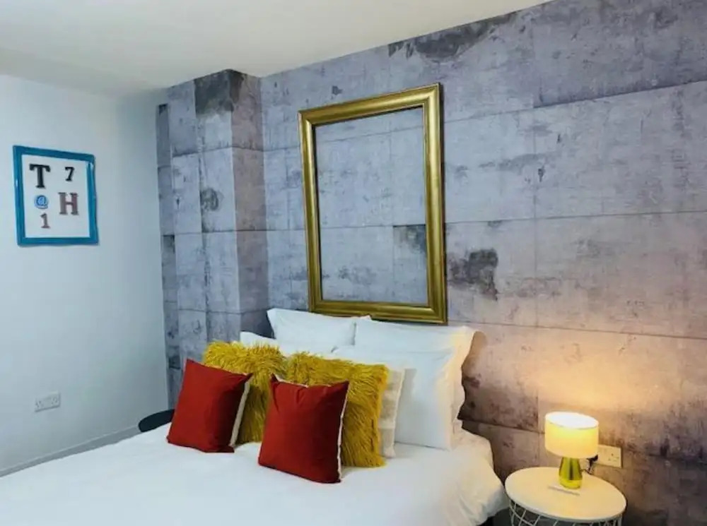 Townhouse PLUS @ Lower Beth Street Stoke