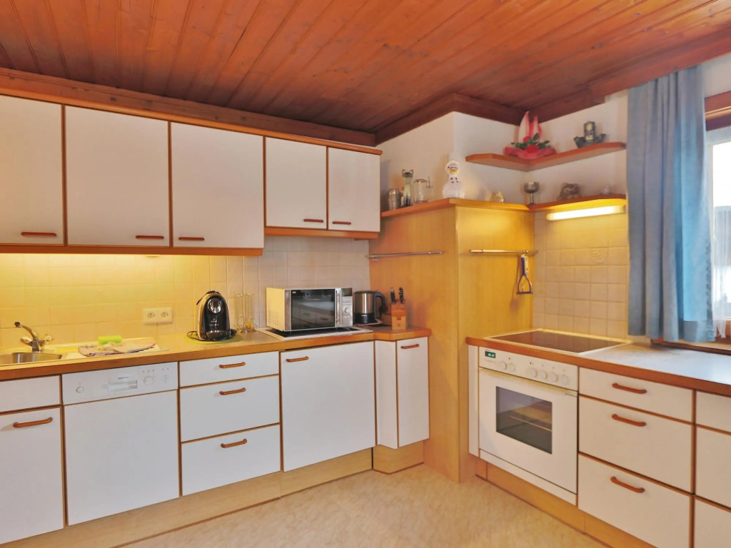 Serene Apartment in Niedernsill with Private Terrace