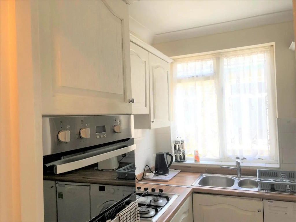 Spacious West London Apartment