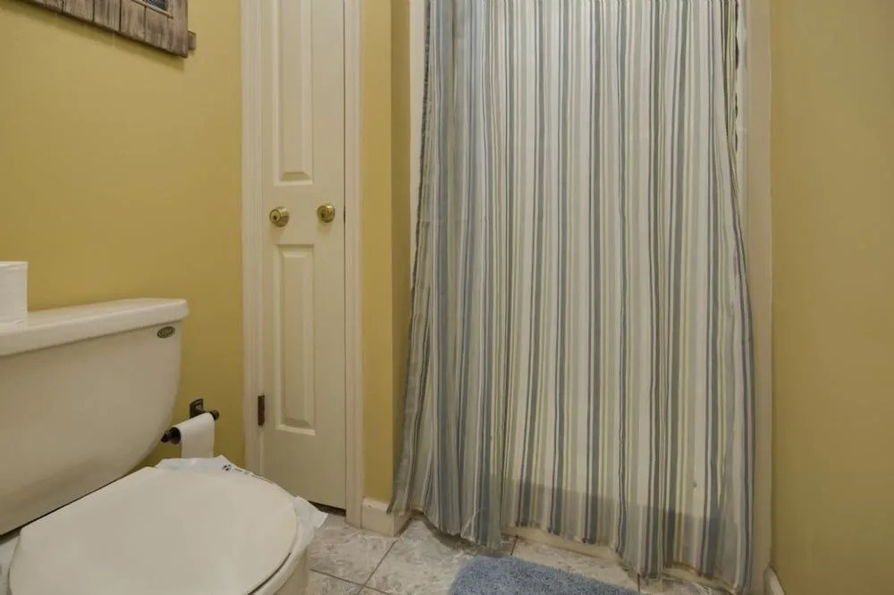 Tiffanie By The Sea D322 - 2 Br Condo