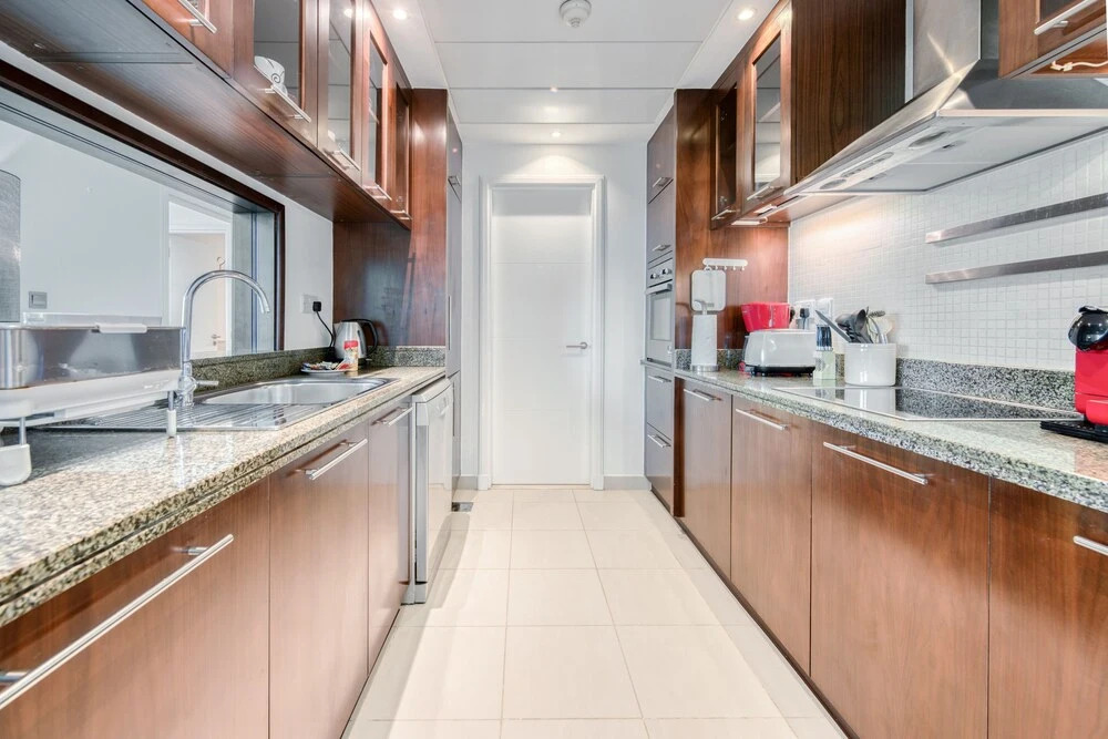 Paloma Tower 3705