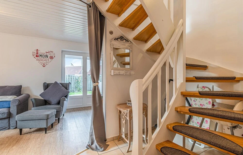 Nice Home In Friedrichskoog With Wifi