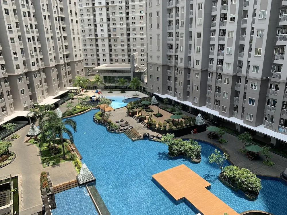 Strategic And Compact Studio Apartment At Royal Mediterania Garden Residence