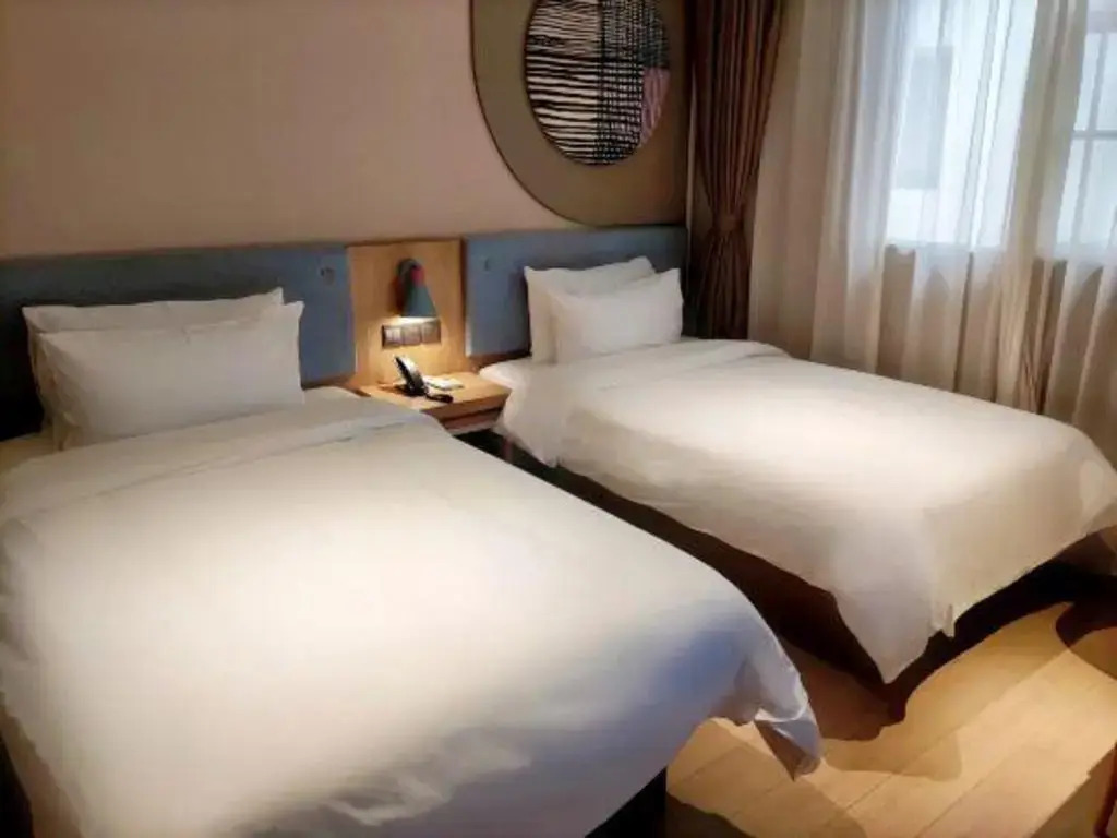  Home Inn (Guangzhou Tianpingjia Metro Station)