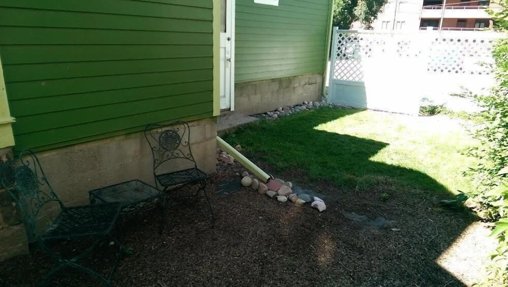 Room 420-Boulder Crescent Inn-Two Single Beds Holiday home 1 BestStayz
